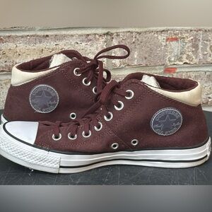 Converse All-Star Chuck Taylor Women’s Canvas/Fleece High Tops